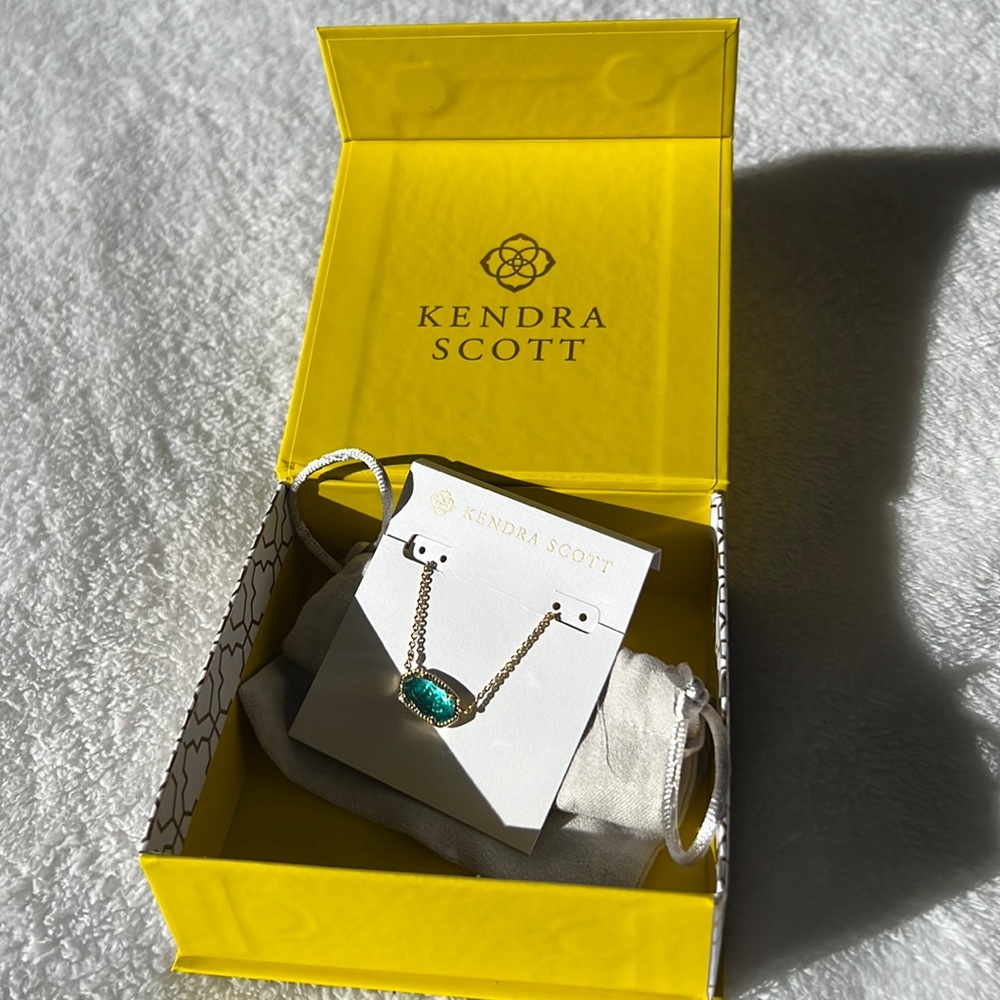 Kendra Scott Elisa Gold Necklace(London Blue stone)